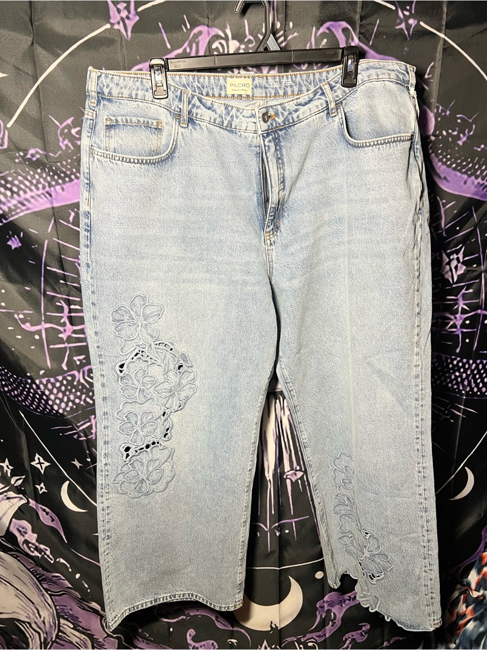 NWT Pilcro Light Blue Jeans with Floral Cutouts